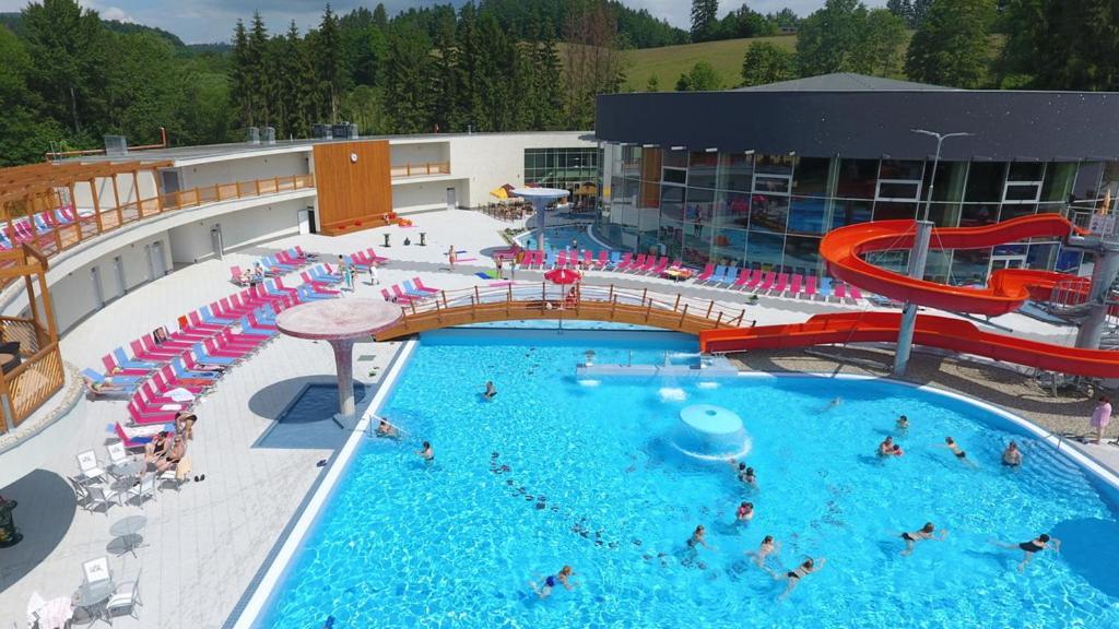 Vila Max - Whirlpool & Bazen & Sauna Velké Losiny エクステリア 写真